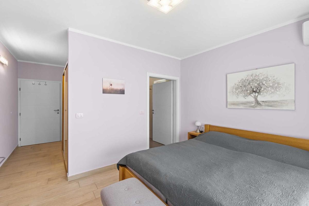 Schlafzimmer Erdgeschoss der Villa Nikolas