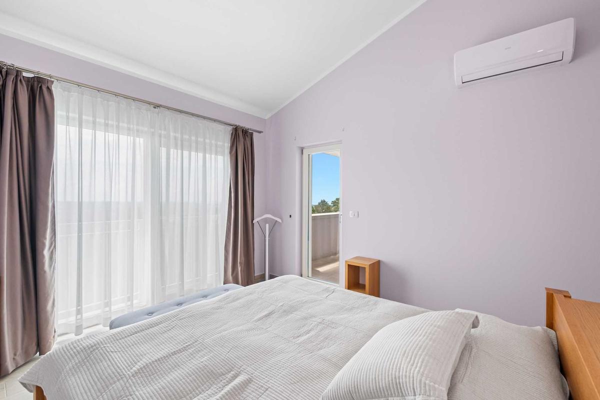 Schlafzimmer Obergeschoss I der Villa Nikolas