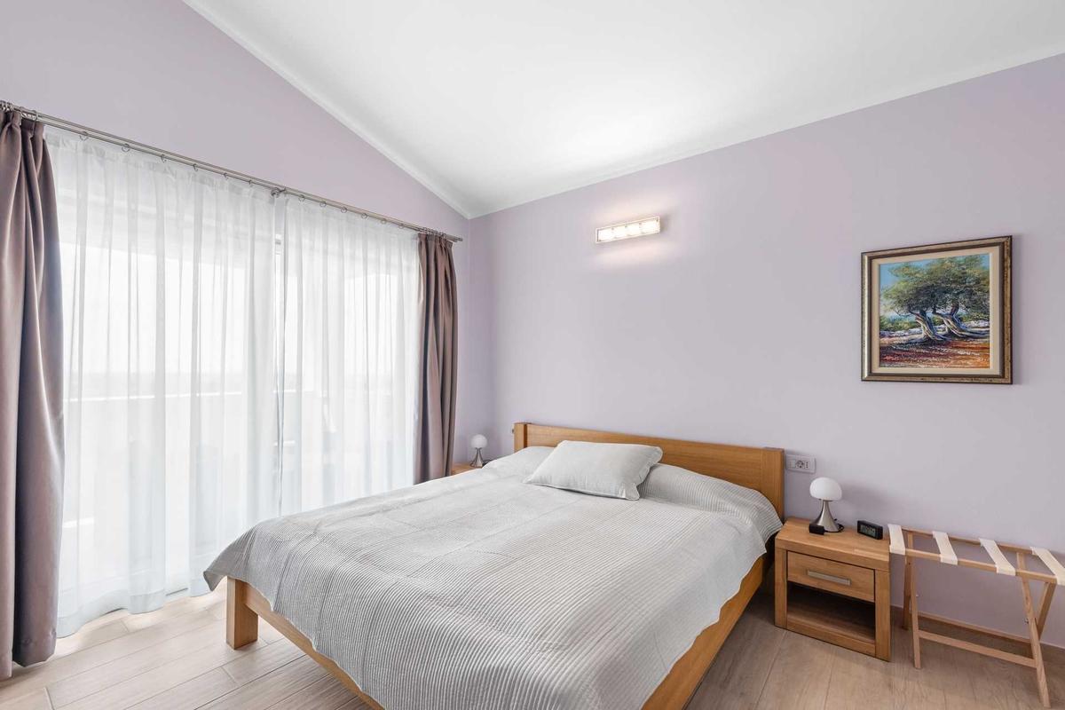 Schlafzimmer Obergeschoss II der Villa Nikolas